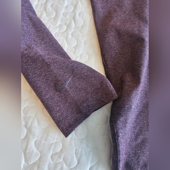 Nike Leggings - Picture 2 of 4